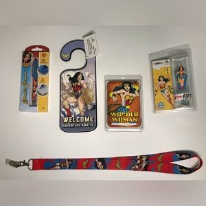 Wonder Woman Office Bundle